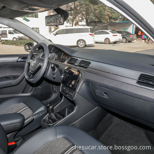 Voitures neuves chinoises VW Santana 2023 2022 CROSSOVE DE MIDE SIDE VÉTOLE AUS ASSE SUR VOIR VOIR VW SANTANA pour adulte